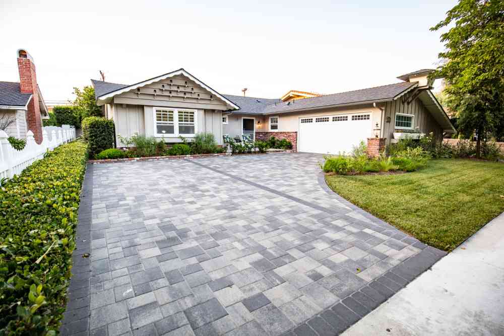 Paver driveways in Southern California